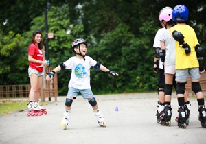 Inline Skating Fun with Ernskates Skating Academy Inline Skating Fun with Ernskates Skating Academy