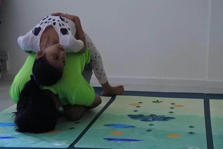 Yoga and Fabled Adventure for Kids (The Hare and The Tortoise) Yoga and Fabled Adventure for Kids (The Hare and The Tortoise)