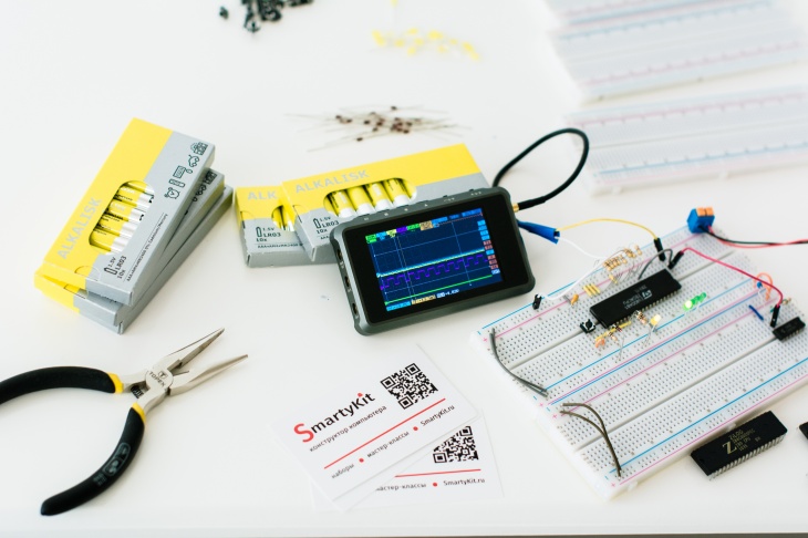 Understanding computers with SmartyKit Understanding computers with SmartyKit